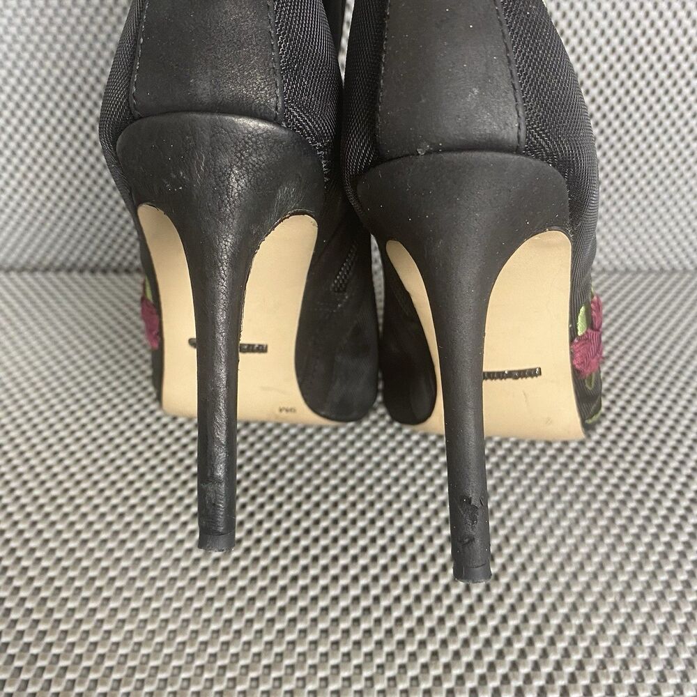 Gianni Bini Ankle Booties Heels Womens 9 M Black Floral Embroidered Zipper - Picture 9 of 14